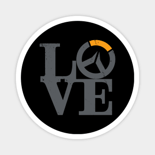 Love of Gaming Retro Vintage Love Logo Parody Gift For Gamers Magnet